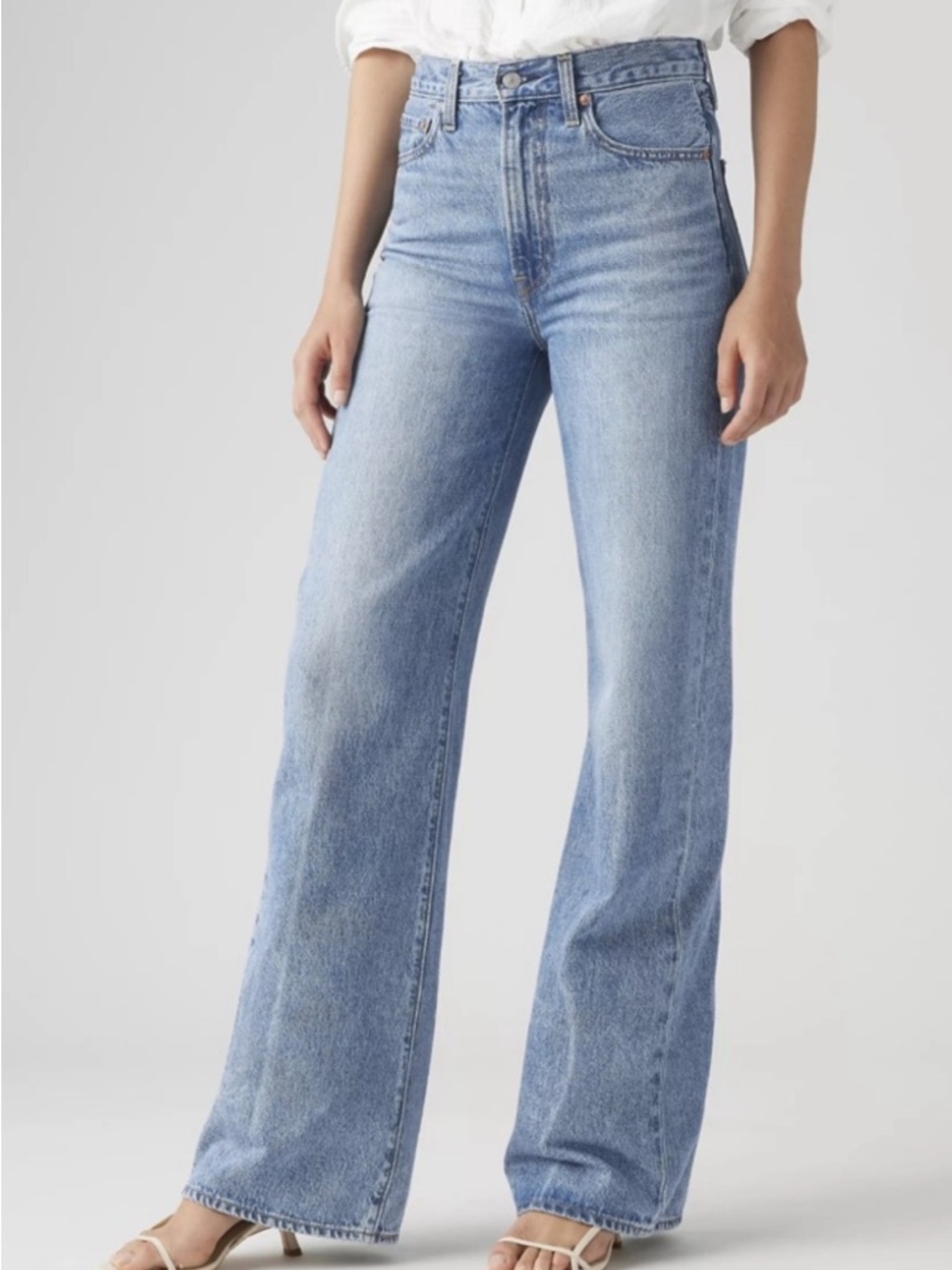 LEVI’S Premium Ribcage High Rise Wide Leg Jeans Size 30
